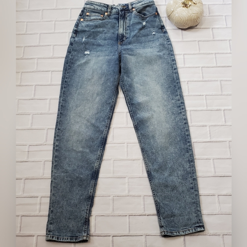 H&M mom jeans. Size 4. NWT. High waist.